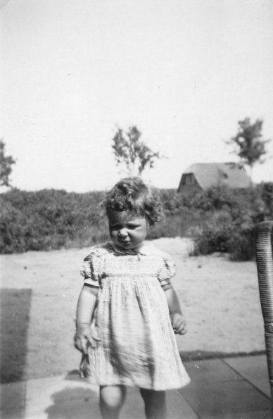 In_tuin_2_1943oid_400